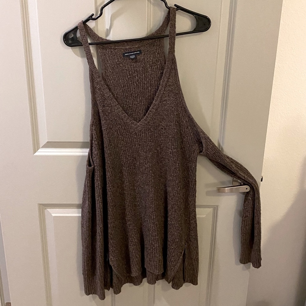 AE Sweater with the cold shoulder sleeves